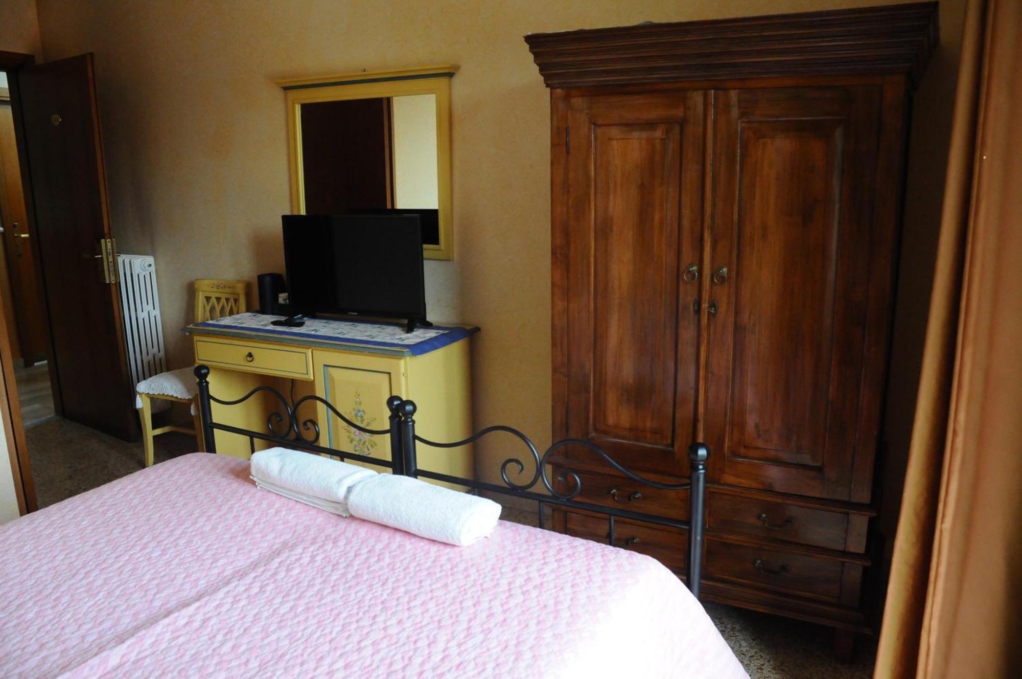 Hotel La Villa Ceccano Buitenkant foto