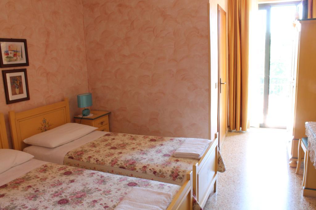 Hotel La Villa Ceccano Kamer foto