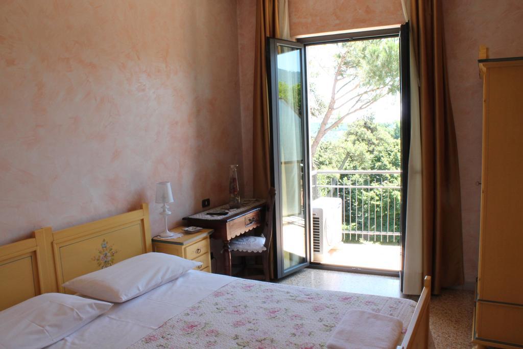 Hotel La Villa Ceccano Kamer foto