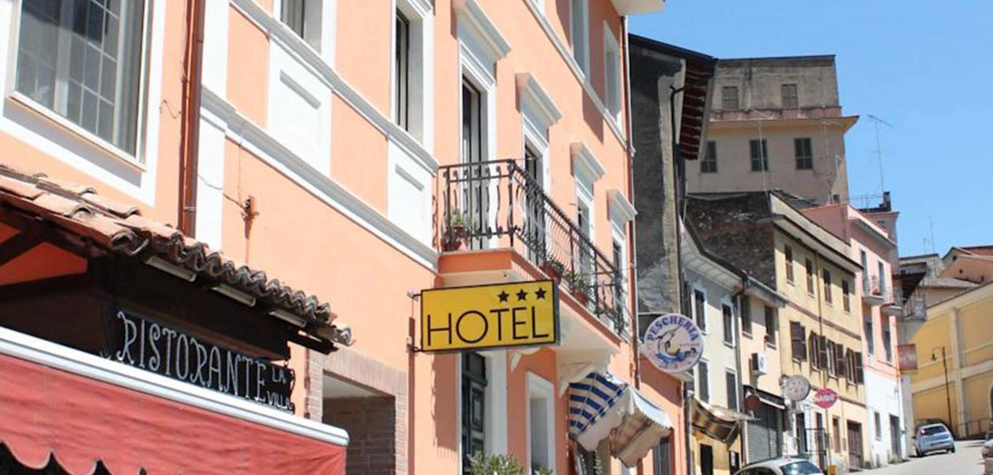 Hotel La Villa Ceccano Buitenkant foto