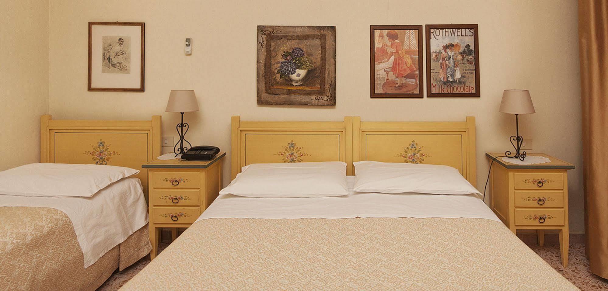 Hotel La Villa Ceccano Buitenkant foto